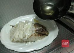 清蒸鳕鱼的做法图解7