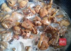 板栗煲鸡的做法图解8