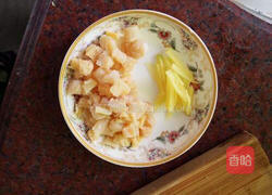 芥菜咸蛋瘦肉粥的做法图解3