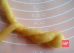 焦脆麻花的做法图解6