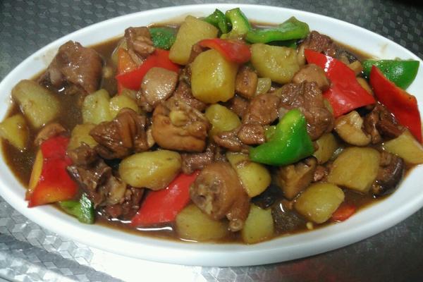 土豆烧鸡块的精选做法