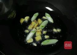 土豆烧鸡块的做法图解6