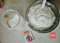 菊花馒头的做法图解1