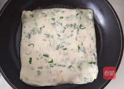 Illustration of how to make the nine-layer pepper, chive and scallion soft cake 11