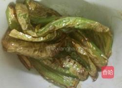 虎皮尖椒的做法图解3