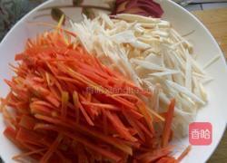 胡萝卜炒平菇的做法图解2