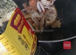 姜葱花蟹的做法图解3