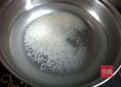 翡翠白玉米汤的做法图解1