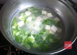 翡翠白玉米汤的做法图解4