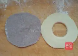 Illustration of making buns 11