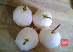 冰糖梨子的做法图解1