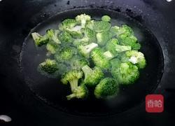 西兰花苹果树的做法图解2