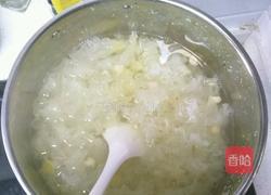 冰糖银耳红枣莲子汤的做法图解8