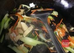 花样小炒面的做法图解3