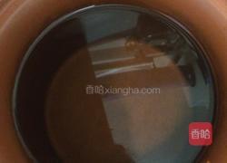 黑米粥的做法图解1