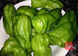糖醋虎皮青椒的做法图解1