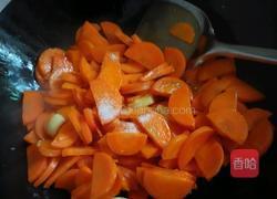 清炒胡萝卜的做法图解5