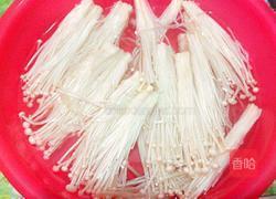 金针菇蒸排骨的做法图解2