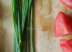 番茄鸡蛋炒饭的做法图解2