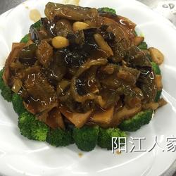 海参扒白灵菇的做法[图]