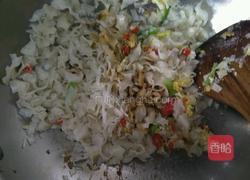 炒刀削面的做法图解5