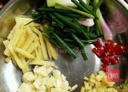 干煸莲藕的做法图解1