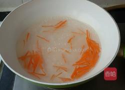 胡萝卜拌油皮豆腐的做法图解2