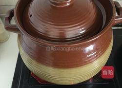 何首乌、黑豆炖猪脚的做法图解9
