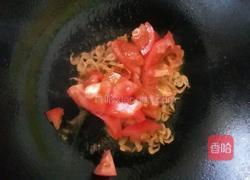 酸汤鸡蛋面的做法图解3