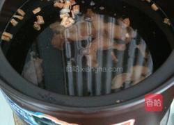 黄精煨肘的做法图解3