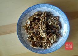 香浓牛奶核桃露的做法图解1