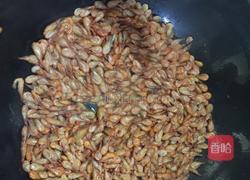 爆炒小江虾的做法图解2