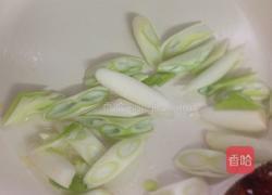 大葱炒蛋的做法图解3