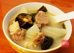 萝卜猪脚汤的做法图解4