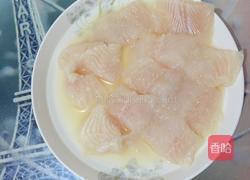 西兰花蒸巴沙鱼的做法图解1