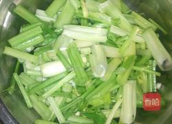 香芹炒千张的做法图解2