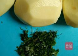 土豆黑楞楞的做法图解1