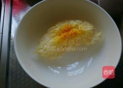 红枣银耳莲子羹的做法图解2