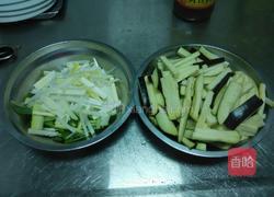 豆瓣酱炒茄子的做法图解4