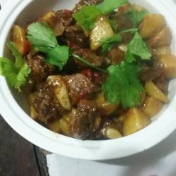 排骨烧土豆的做法[图]