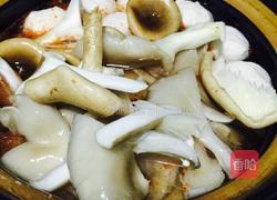 韩式辣白菜大酱汤的做法图解5