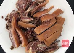 狗肉炆土豆的做法图解1