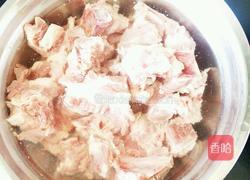 排骨萝卜汤的做法图解2