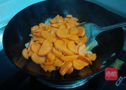 胡萝卜炒肉片的做法图解5