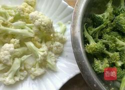 香菇炒花菜的做法图解2