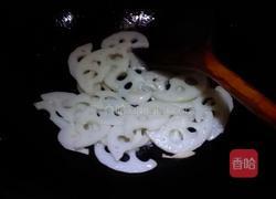糖醋藕片的做法图解2