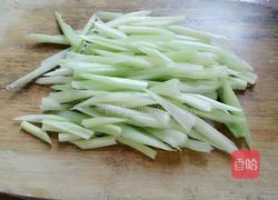 芹菜炒瘦肉的做法图解2