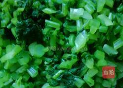 素炒萝卜叶的做法图解4