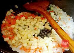 土豆培根炒饭的做法图解5
