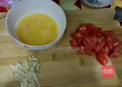 番茄鸡蛋炒白菜的做法图解2
